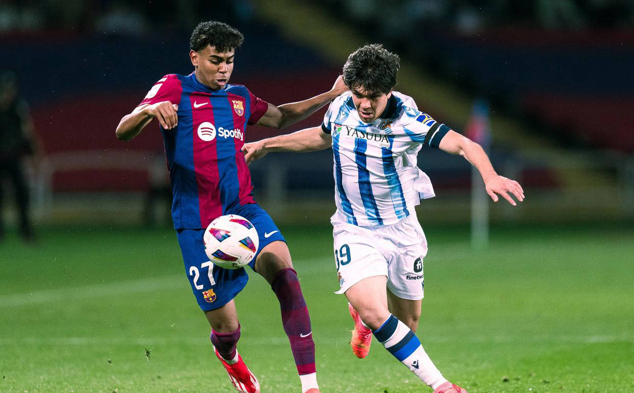 挑战巴萨!皇家社会力争终结对手连胜纪录!(2021年1月14日皇家社会对巴萨比赛回放) 挑战巴萨!皇家社会力争终结对手连胜纪录!(2021年1月14日皇家社会对巴萨比赛回放)