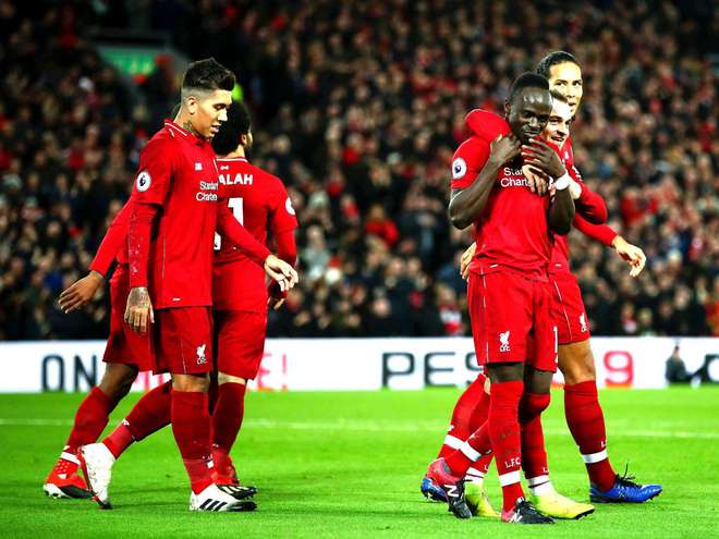 关于全队战术紧密配合，压倒对手势头如虹的信息