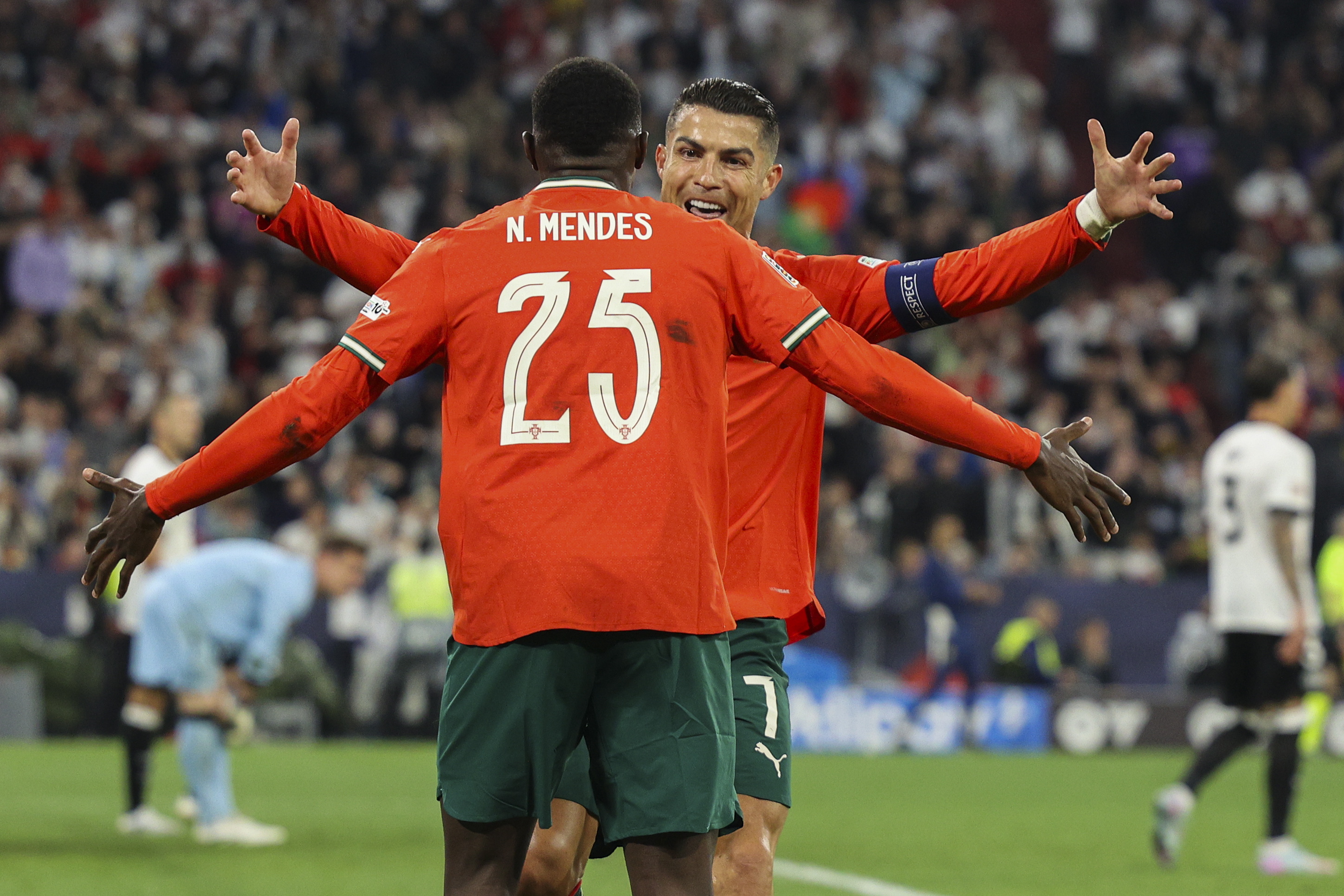 葡萄牙成功晋级欧国联半决赛，将迎战比利时队