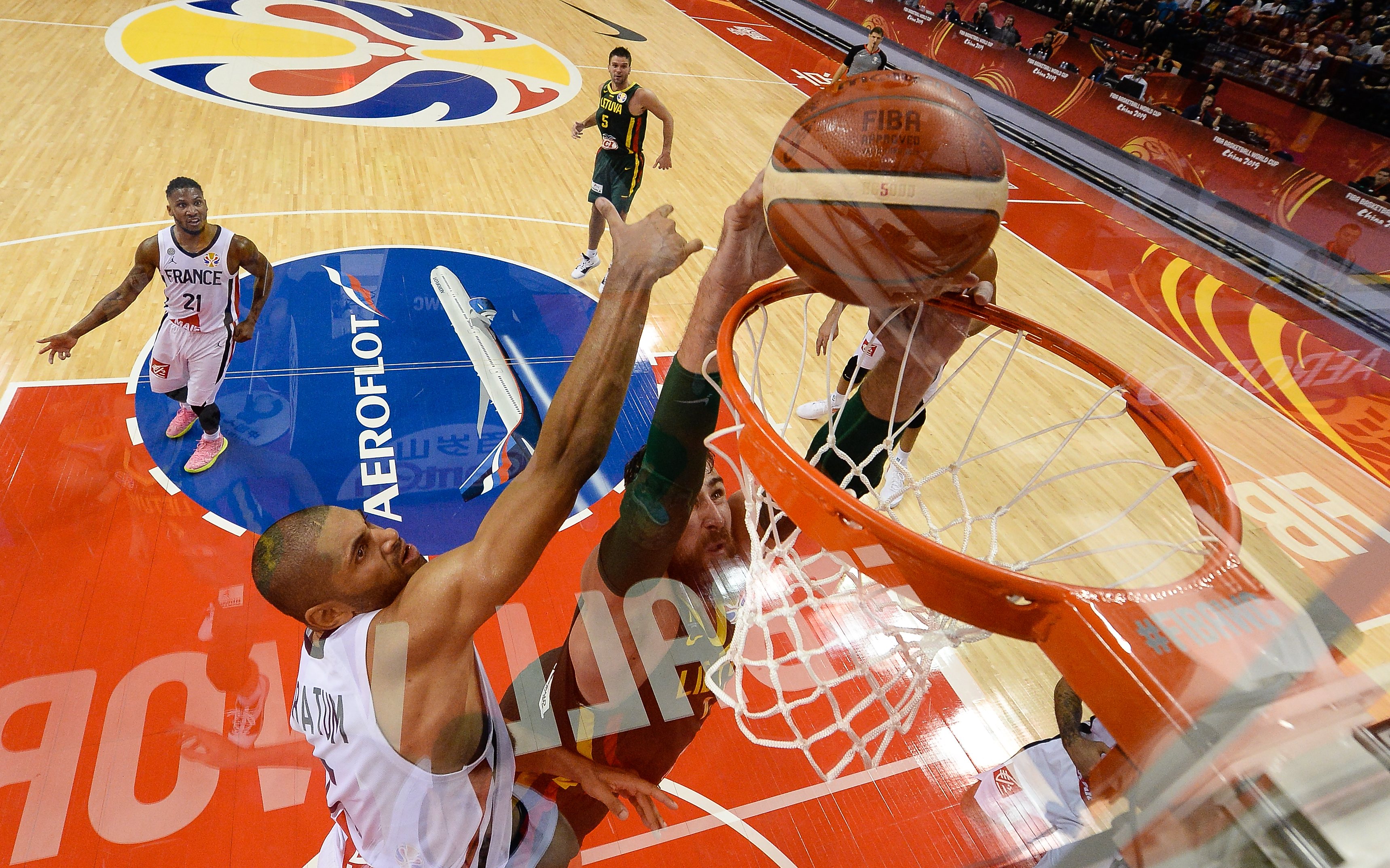 aoa体育直播-关于意大利队与立陶宛队的对决，难解难分的信息