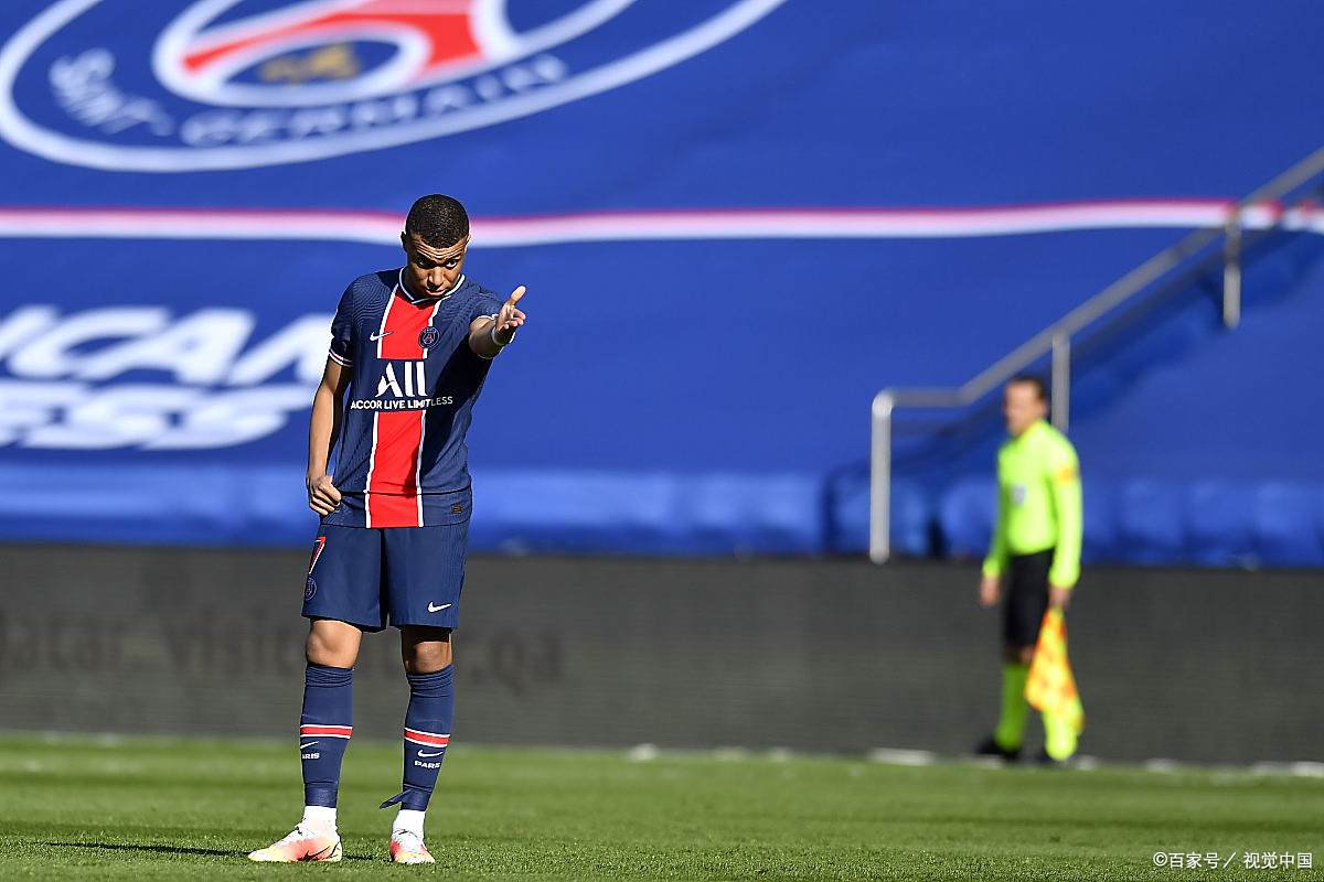 包含法国中场助攻,助诺维奇逆转击败对手的词条 包含法国中场助攻,助诺维奇逆转击败对手的词条