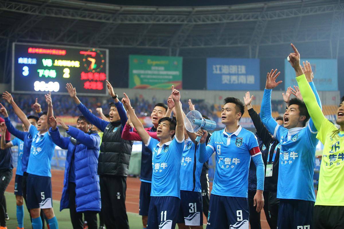 aoa体育视频-包含江苏队在赛场上取得连胜，实力显著提升的词条