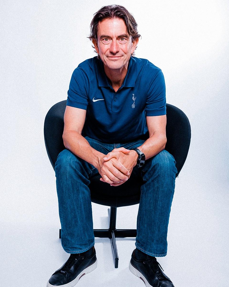 热刺客场惨败斯托克城，新帅首秀失利的简单介绍