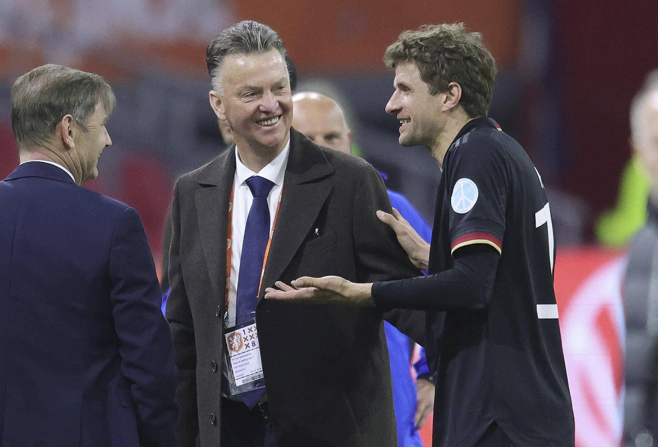 aoa体育活动-拜仁再次失利，四强梦碎悲情落幕