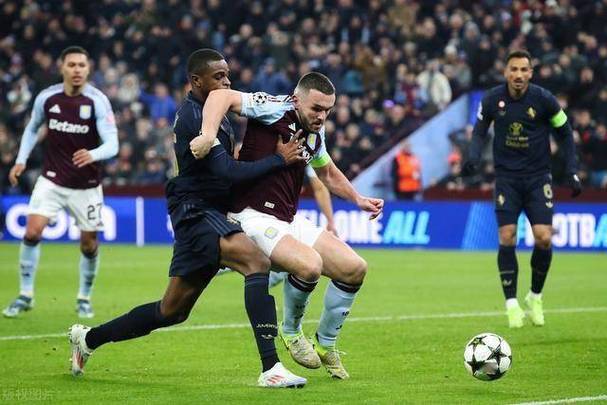 包含多佛主场失利，降级压力再度增大的词条