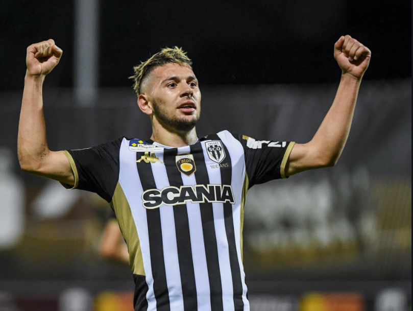 aoa体育教练-圣埃蒂安连续不败，稳定中游位置的简单介绍