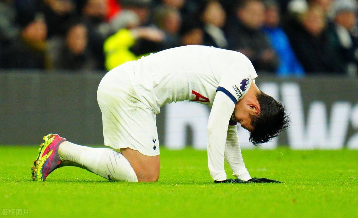 热刺客场逆转英超强队赢得关键三分