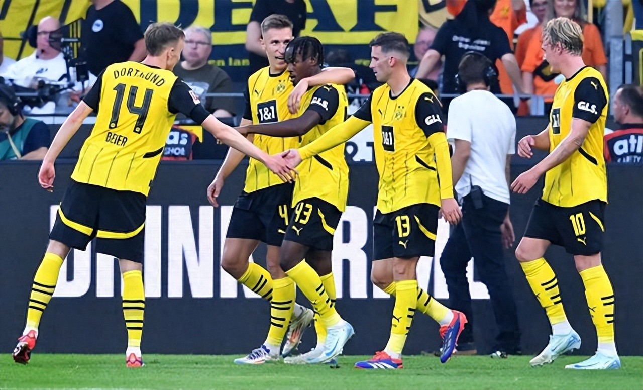 关于马里奥绝杀,拉齐奥-战胜多特蒙德晋级!的信息 关于马里奥绝杀,拉齐奥-战胜多特蒙德晋级!的信息