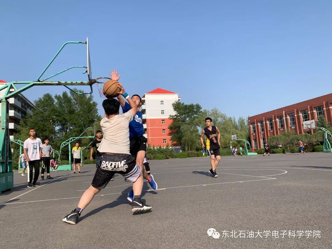 aoa体育娱乐-朝鲜篮球联赛小组赛精彩回顾