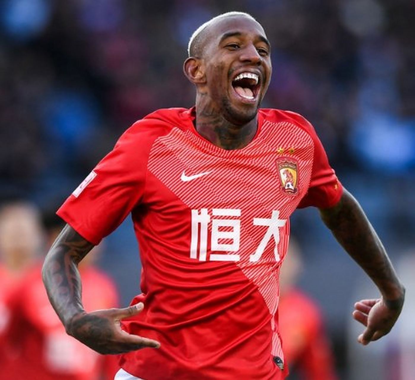 aoa体育馆-恒大迎战富力，一场胜负未定的对决的简单介绍