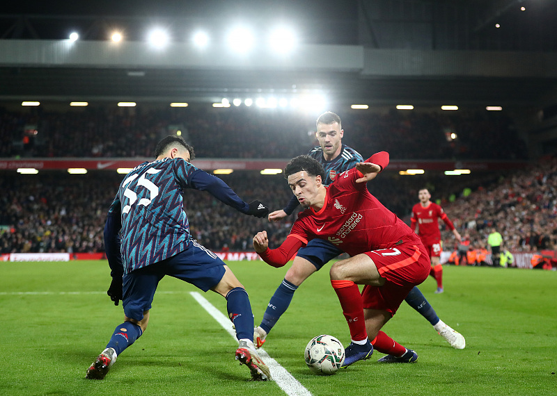 包含巴里客场全身而退，继续保持稳定势头的词条