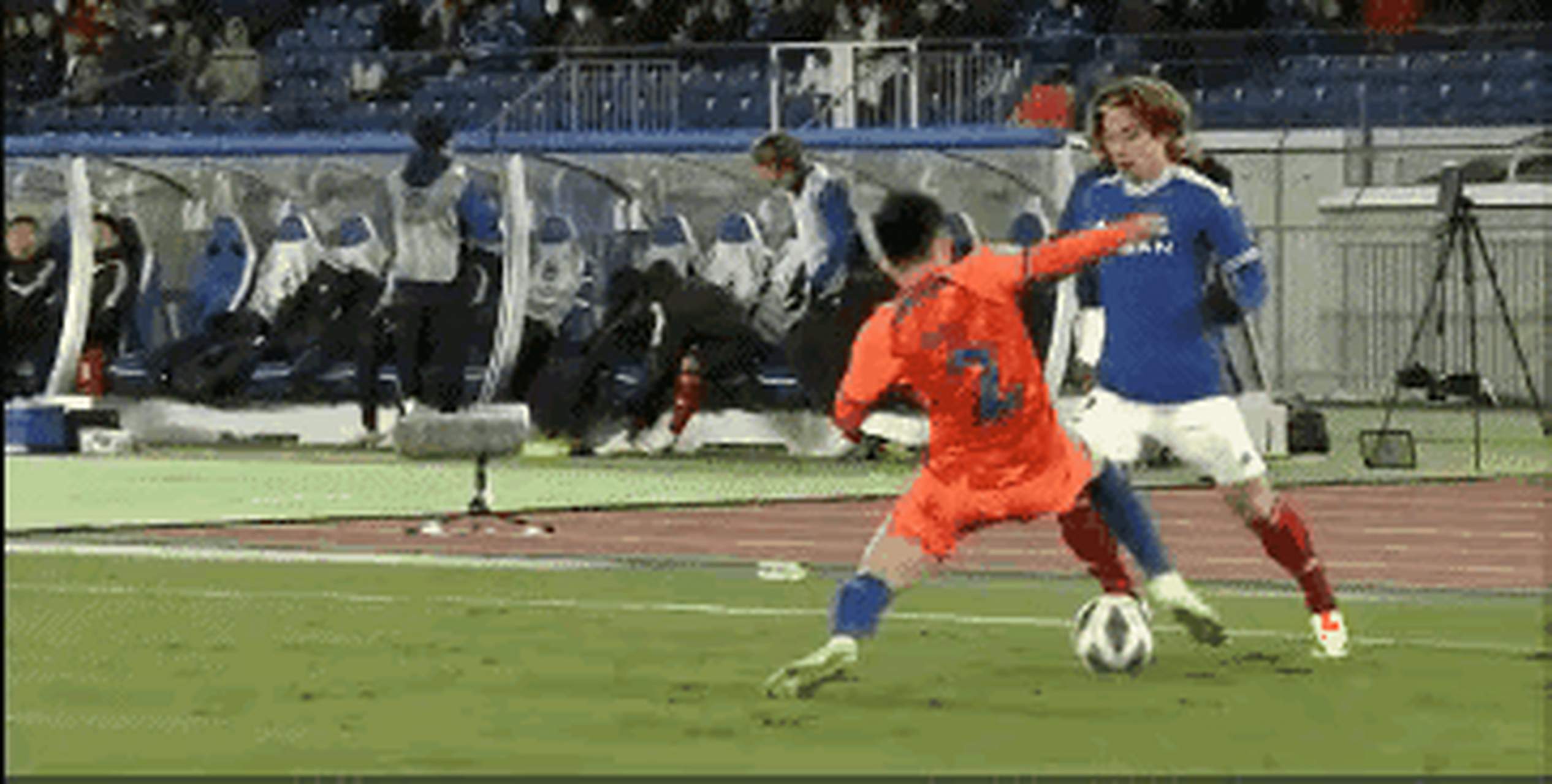 包含山东鲁能险胜对手,晋级淘汰阶段的词条 包含山东鲁能险胜对手,晋级淘汰阶段的词条