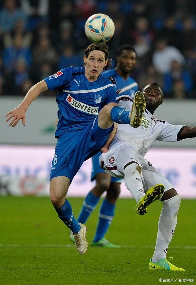 包含霍芬海姆队力压对手,赢得胜利的词条 包含霍芬海姆队力压对手,赢得胜利的词条