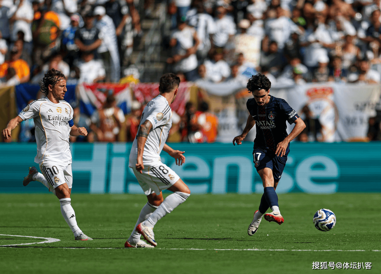 包含皇马痛失晋级机会,尴尬出局的词条 包含皇马痛失晋级机会,尴尬出局的词条